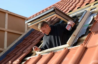 Pose de fenêtres de toit Velux à la Corbière